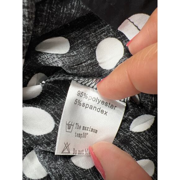 Women's Medium Black Polk Dot Short Sleeve V Neck Loose Chiffon Blouse Top - Picture 5 of 6